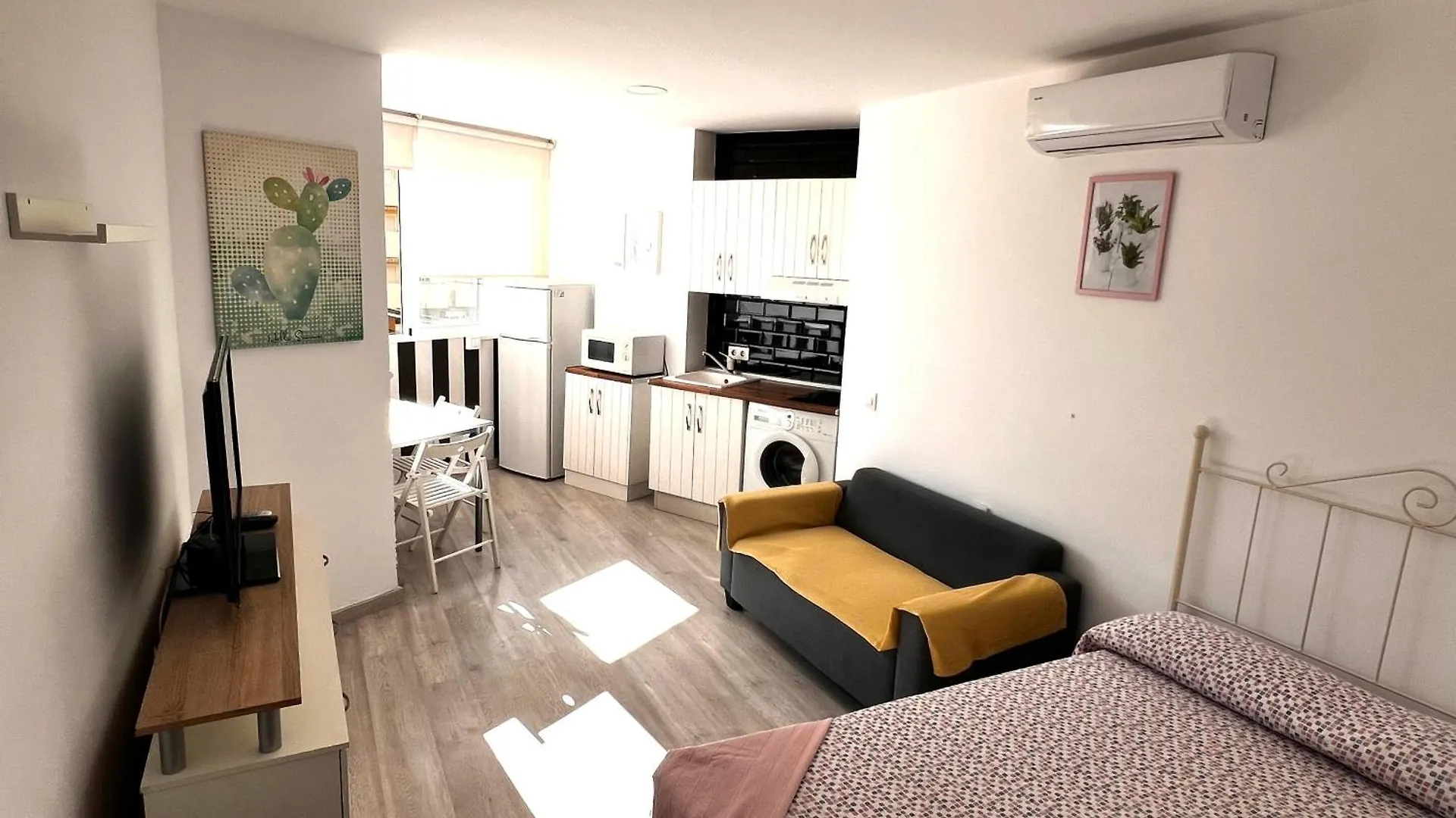 Ketan Suite Maite Benalmadena 0*,  Spain